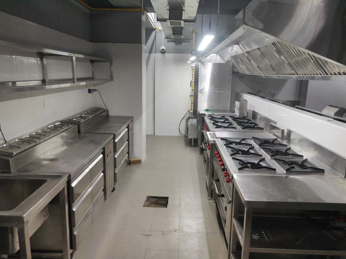 Kitchen line with cold counters